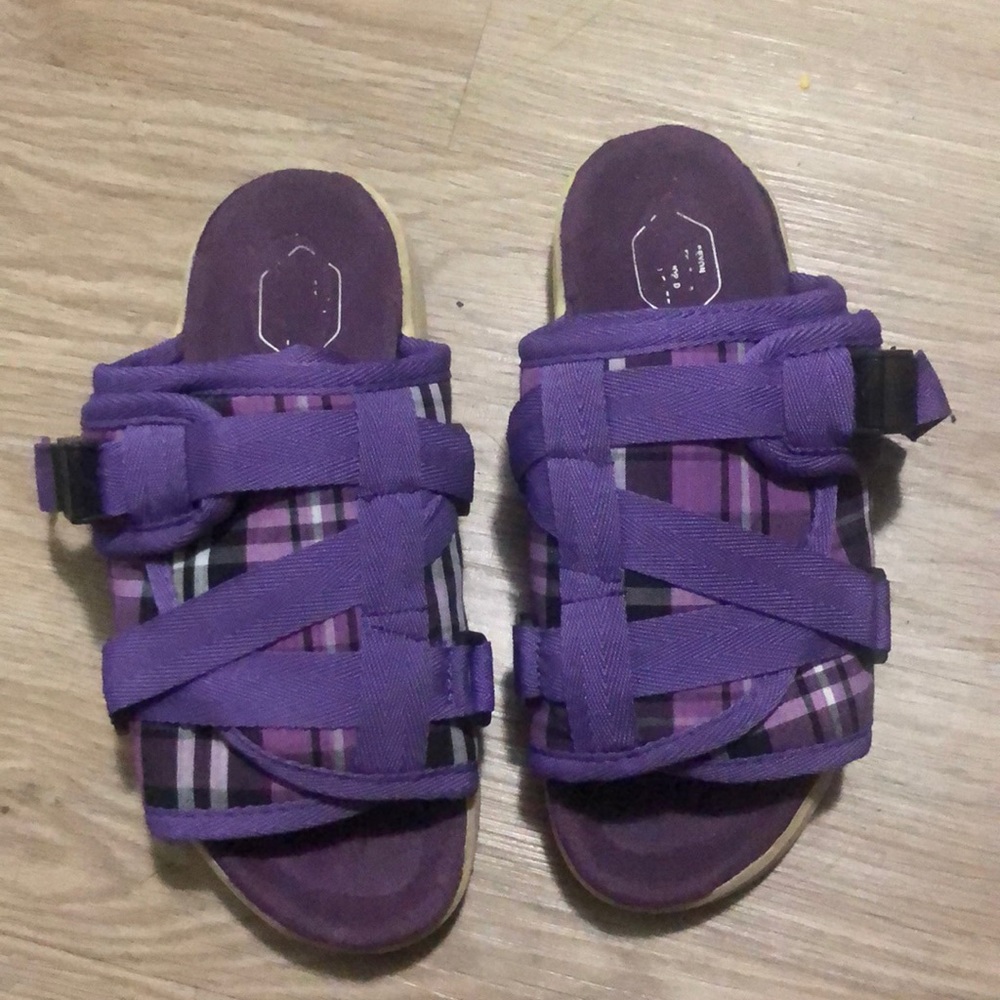 Ollios purple plaid sandals